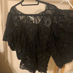 Urban Outfitters Kimchi Blue flowy boho top